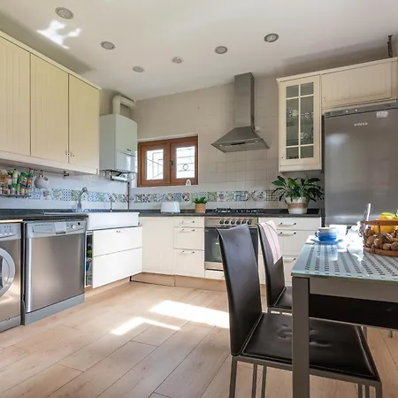 La Del Arroyo Pasiego * Selaya